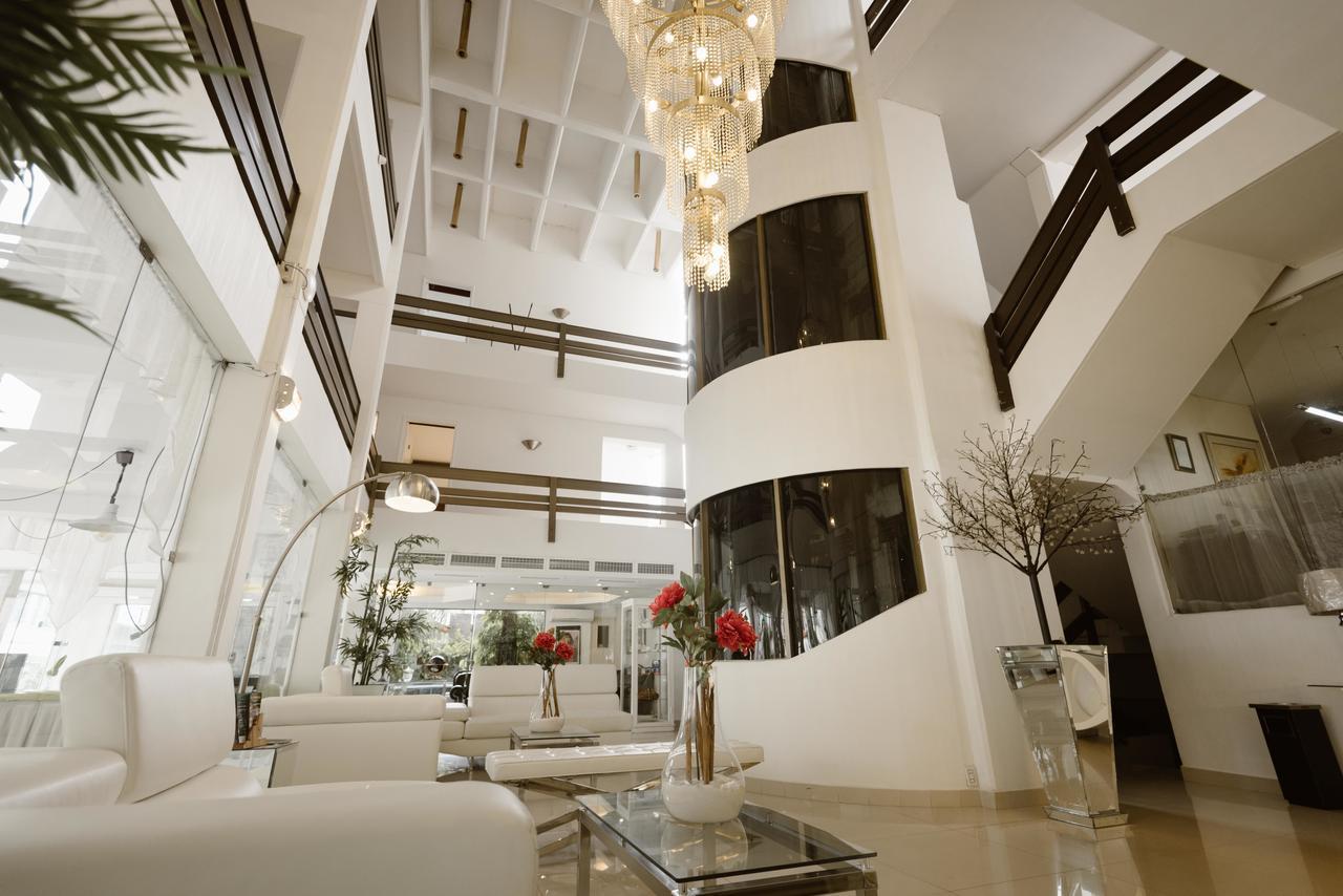 Hotel Arenal Santa Cruz de La Sierra Exterior photo